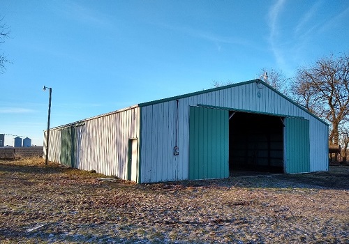 A large shed needing Post-Frame Column Repair in Illinois