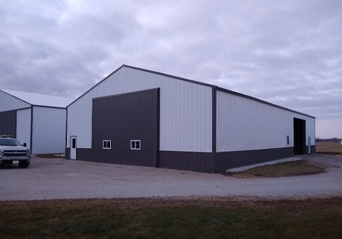 A warehouse utilizing Post-Frame Construction in Peoria IL